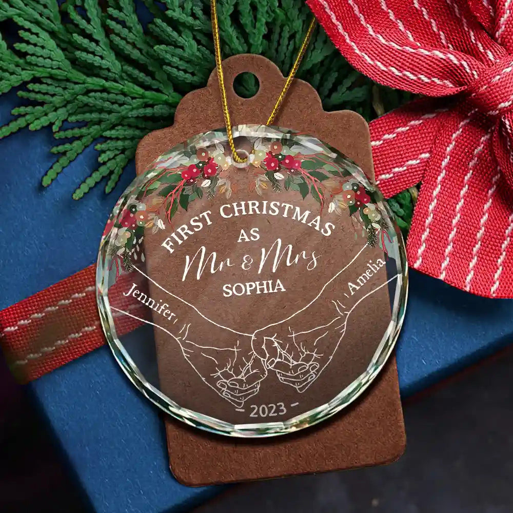 Holding Hands First Christmas Couple - Personalized Circle Glass Ornament