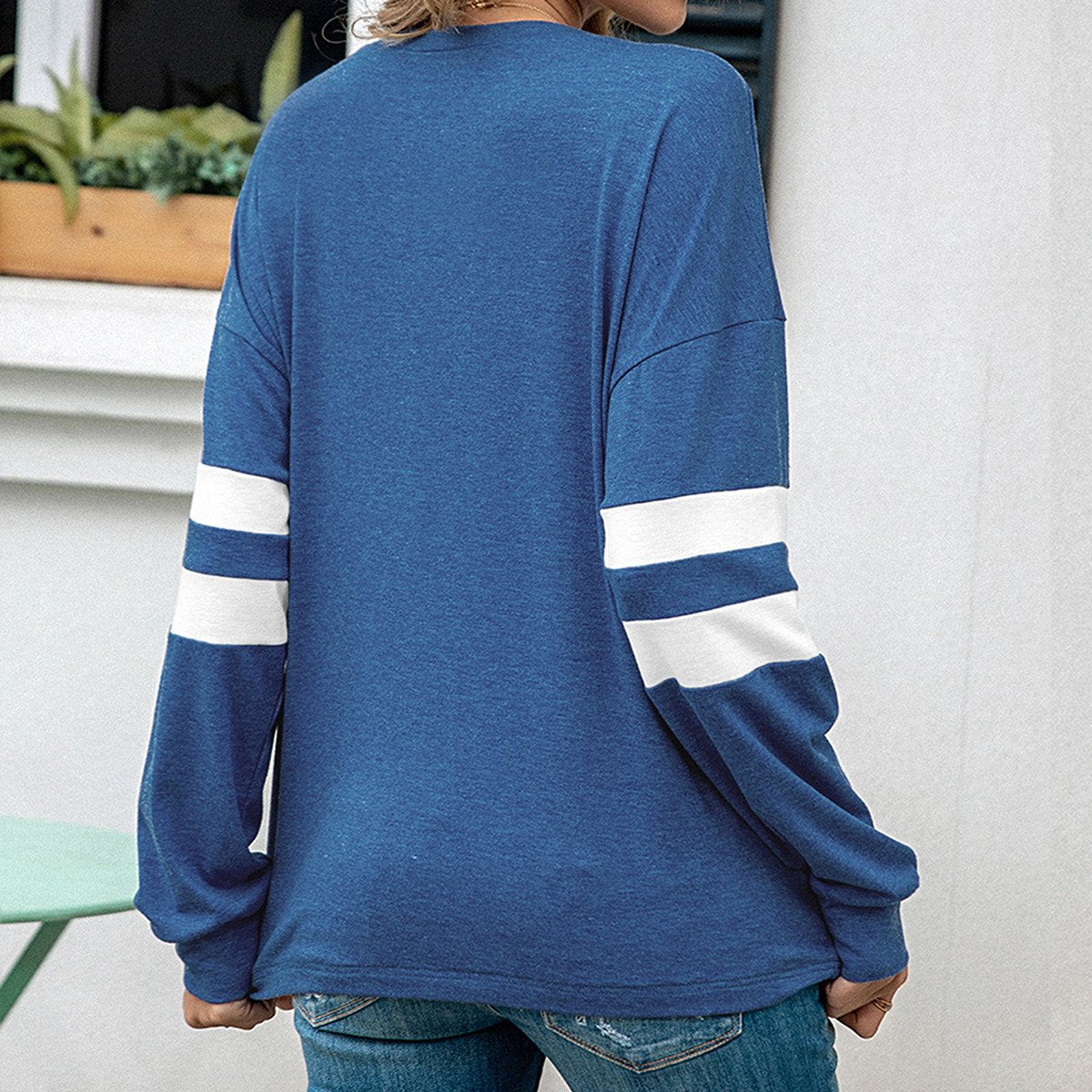 Belongs To Fluffy Sitting Cats Personalized Women’s Long Sleeve Tops